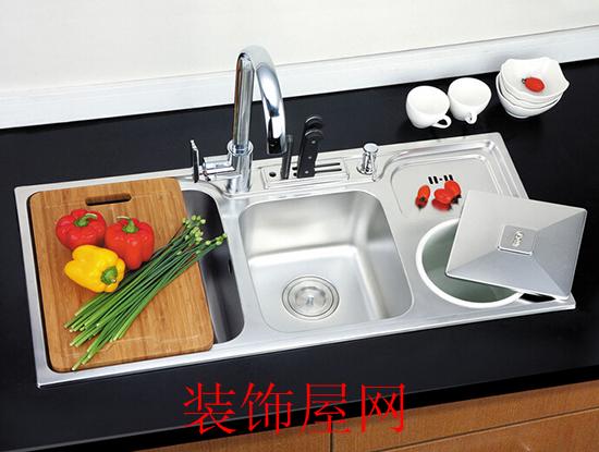 厨房水龙头多少钱 厨房水龙头品牌及价格 厨房水龙头多少钱 厨房水龙头品牌及价格